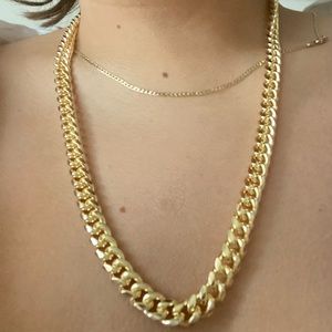 Gold Necklace and Bracelet Set *new*